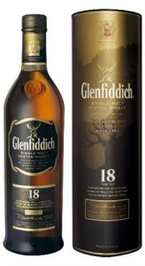 glenfiddich-18-year-old-single-malt-scotch-whisky-speyside-scotland-10318461
